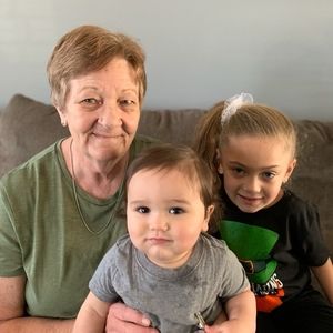 Meet your Posher, Donna